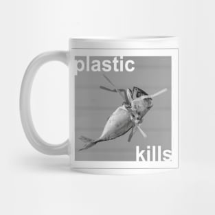 'Plastic kills' typography in a design with a dead fish strangled by plastic straws. Mug